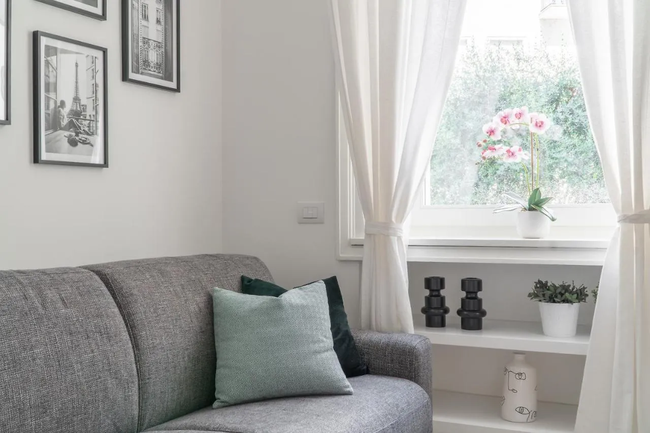 Brera Charming Apartments R&R Milan